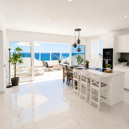 Beachfront Heaven - Carvajal Appartement *